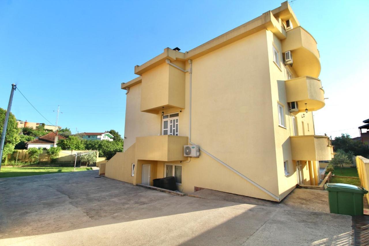 Apartments Cejovic Bar Bagian luar foto