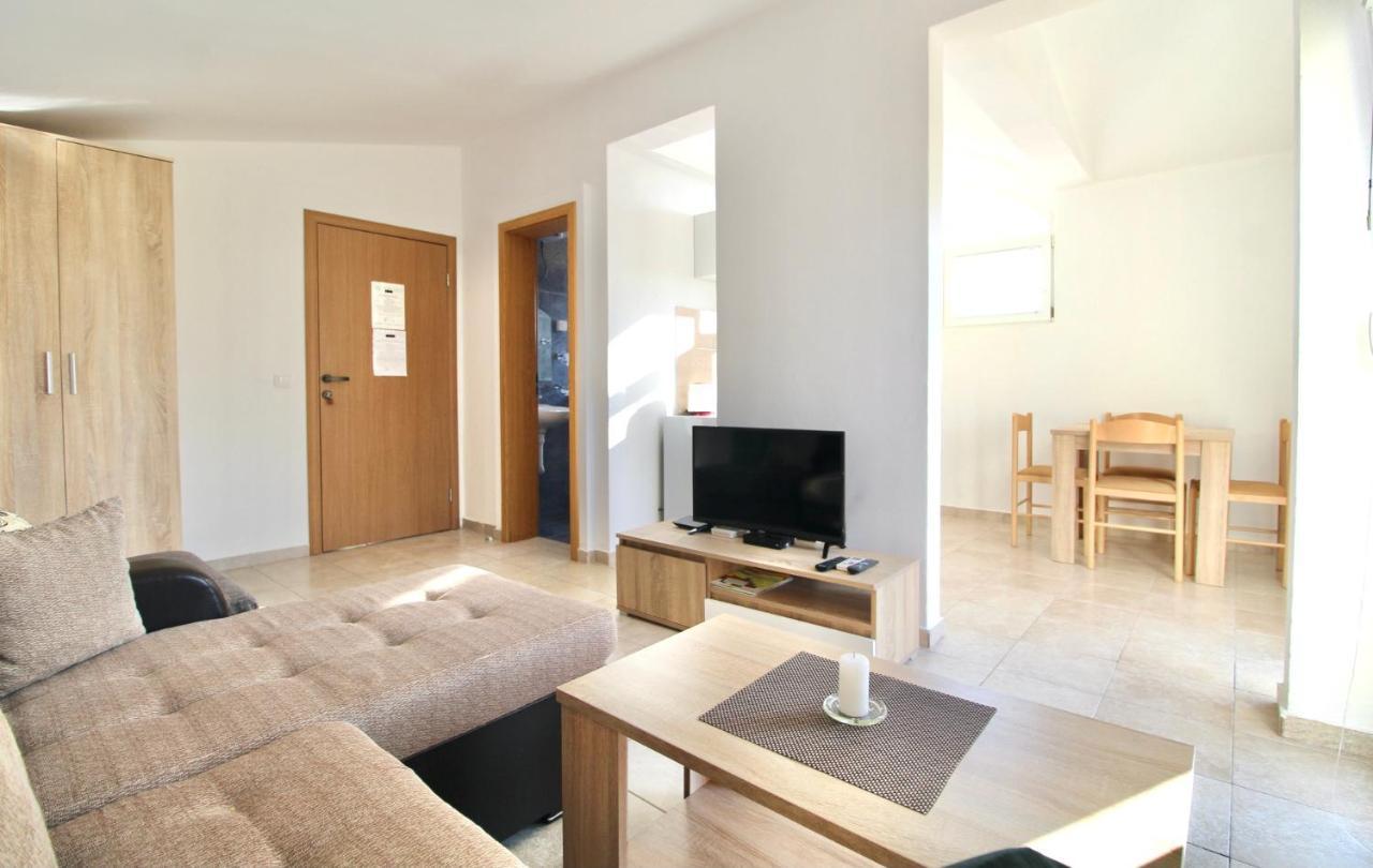 Apartments Cejovic Bar Bagian luar foto